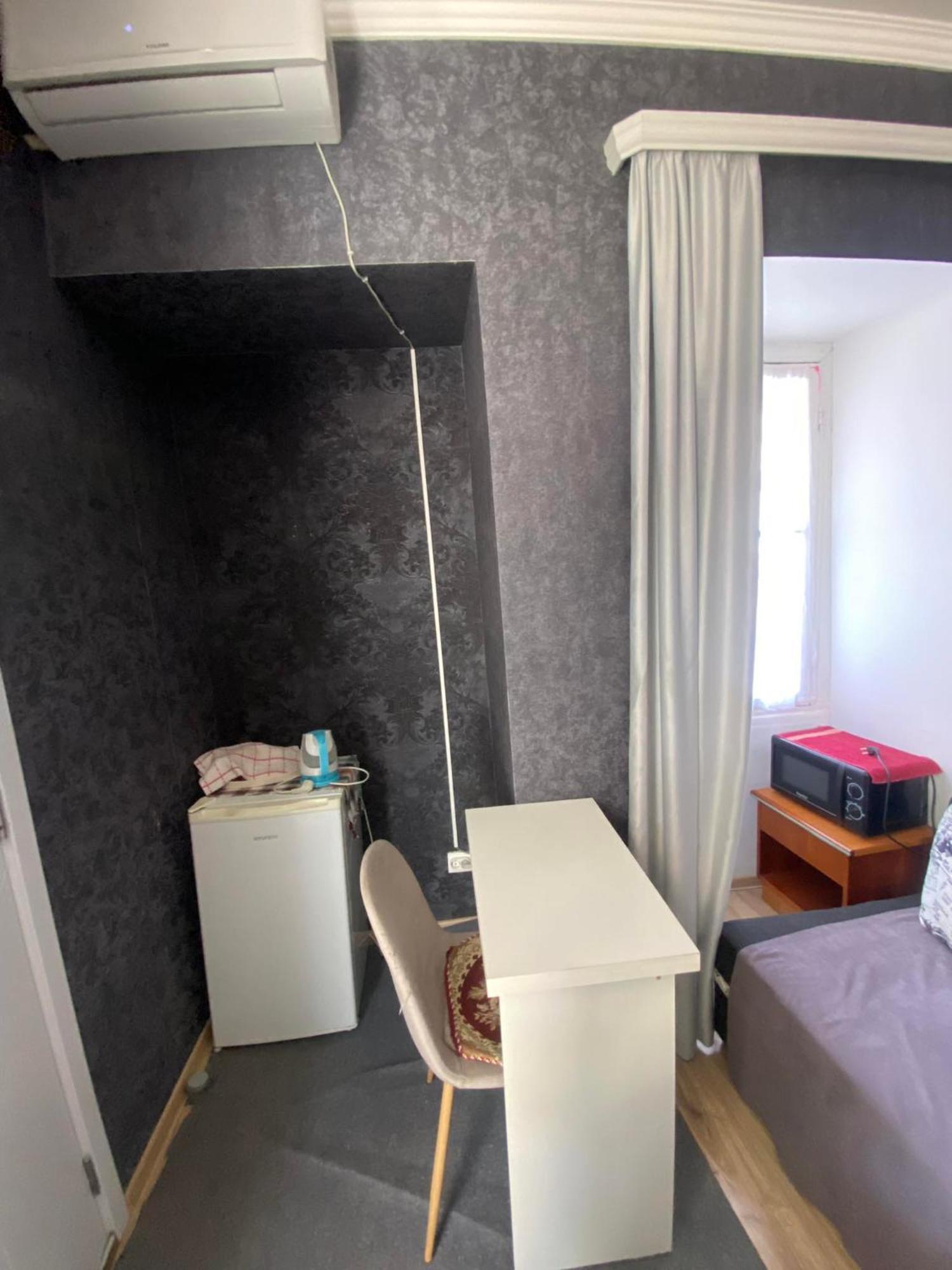 Family Apartment In Avlabari ティビリシ エクステリア 写真